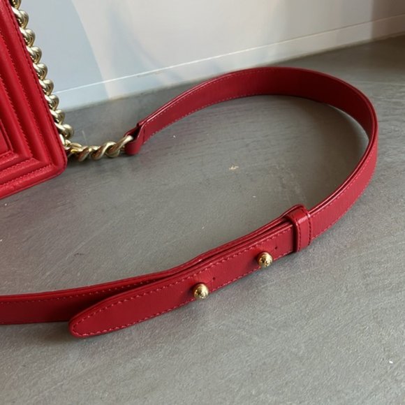Chanel Boy Red Medium Quilted Leather Flap Bag - Picture 8 of 15